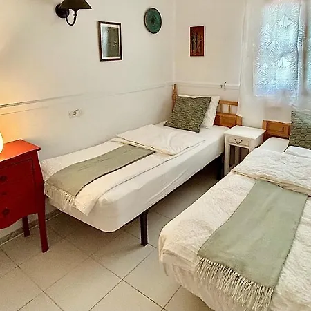 Pearl Apartment *